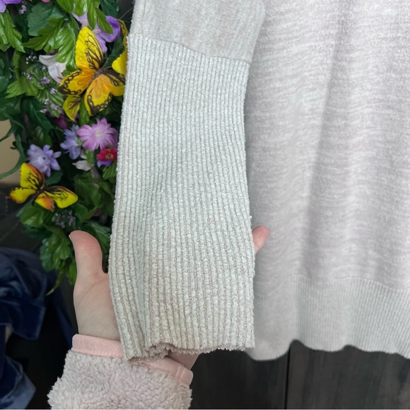 '🌼3/$30🌼Enough About Me.. Beige 3/4 Sleeve V Neck Pullover Sweater Size Large - Picture 10 of 16